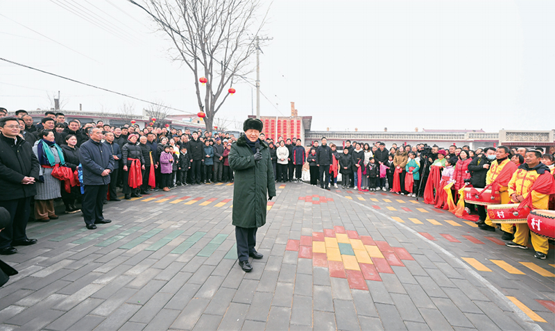 习近平：加快建设农业强国 推进农业农村现代化