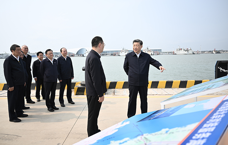 习近平在广东考察时强调 坚定不移全面深化改革扩大高水平对外开放 在推进中国式现代化建设中走在前列